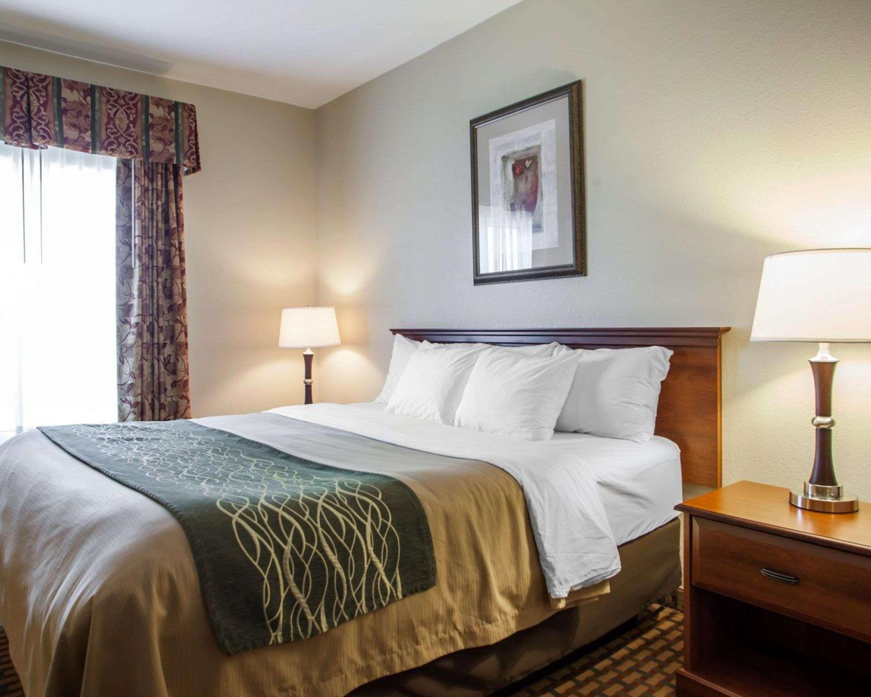 Comfort Inn & Suites Harrisonville Esterno foto