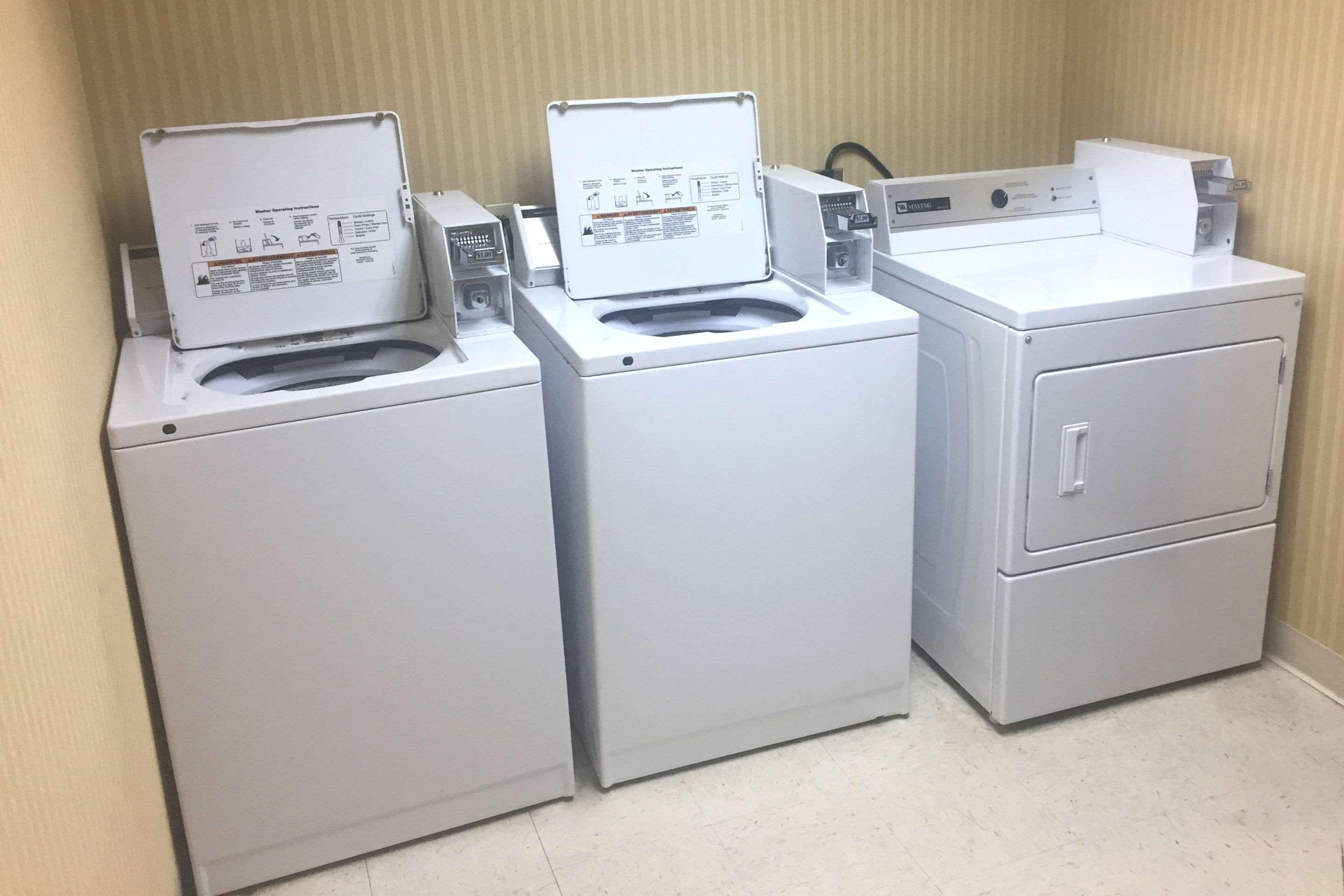 Comfort Inn & Suites Harrisonville Esterno foto