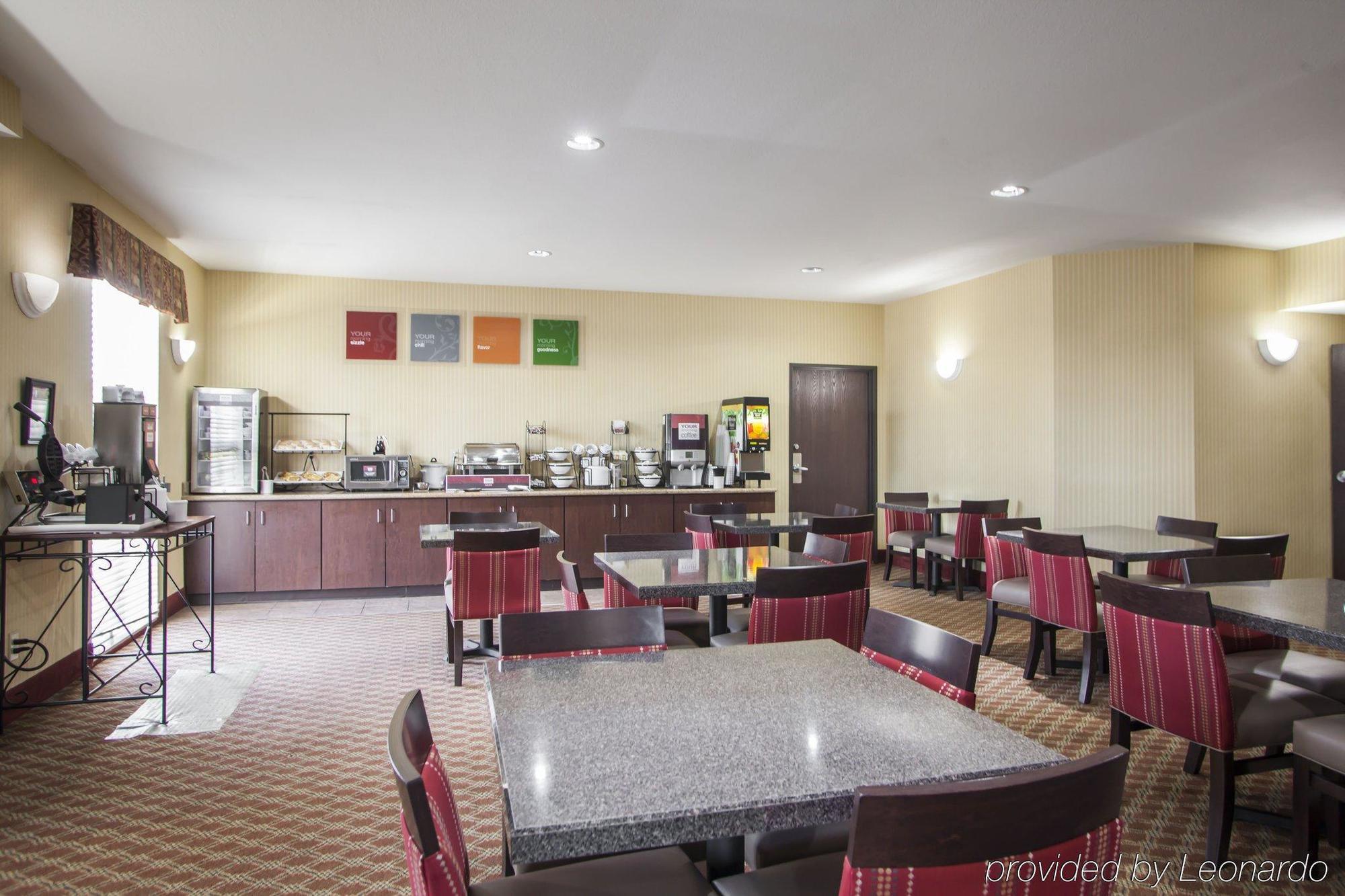 Comfort Inn & Suites Harrisonville Esterno foto