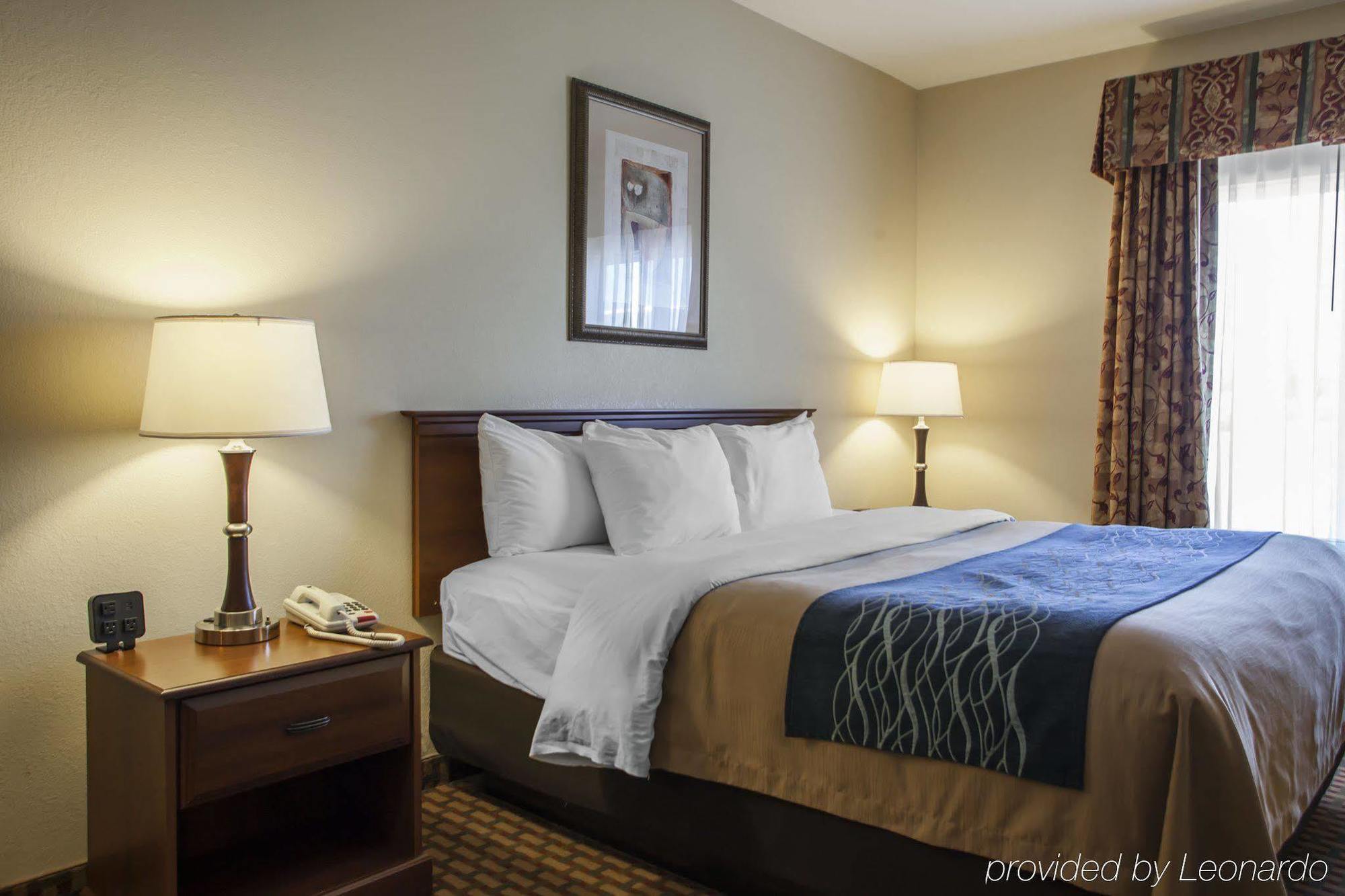 Comfort Inn & Suites Harrisonville Esterno foto